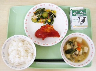 いかと春雨　給食の写真