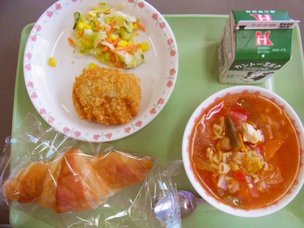 学校給食（アルファベットスープ）