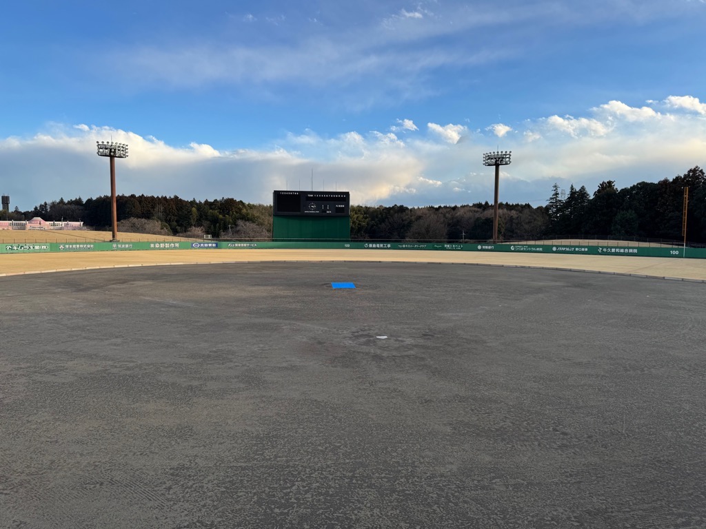 牛久運動公園　野球場1