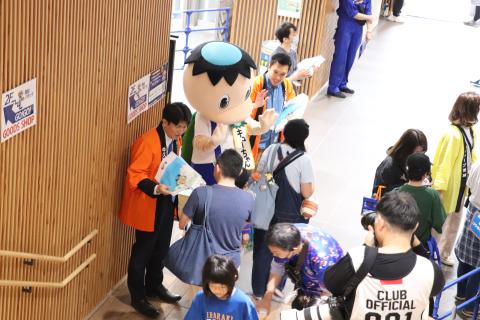 ロボッツ　配布（上）