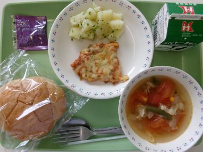 給食トマベコスープ
