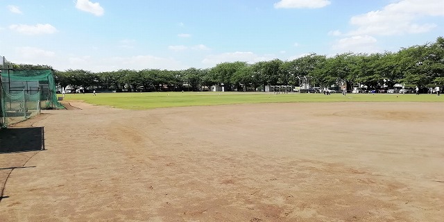 栄町運動広場